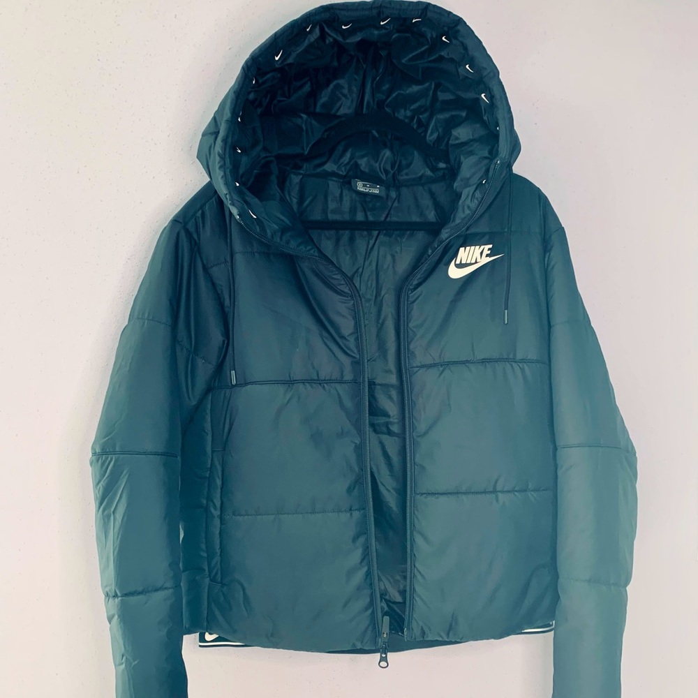 Nike - Never Worn!